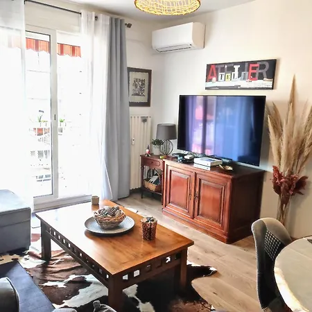 아파트 Le Balcon De La Basse Centre De *
